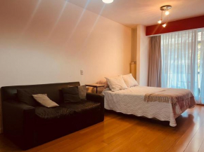 Hermoso departamento en torre de lujo sobre la calle Cabello 1E